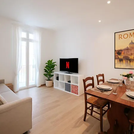Apartamento Colosseo A 15 Min - Attico Con Terrazza Roma
